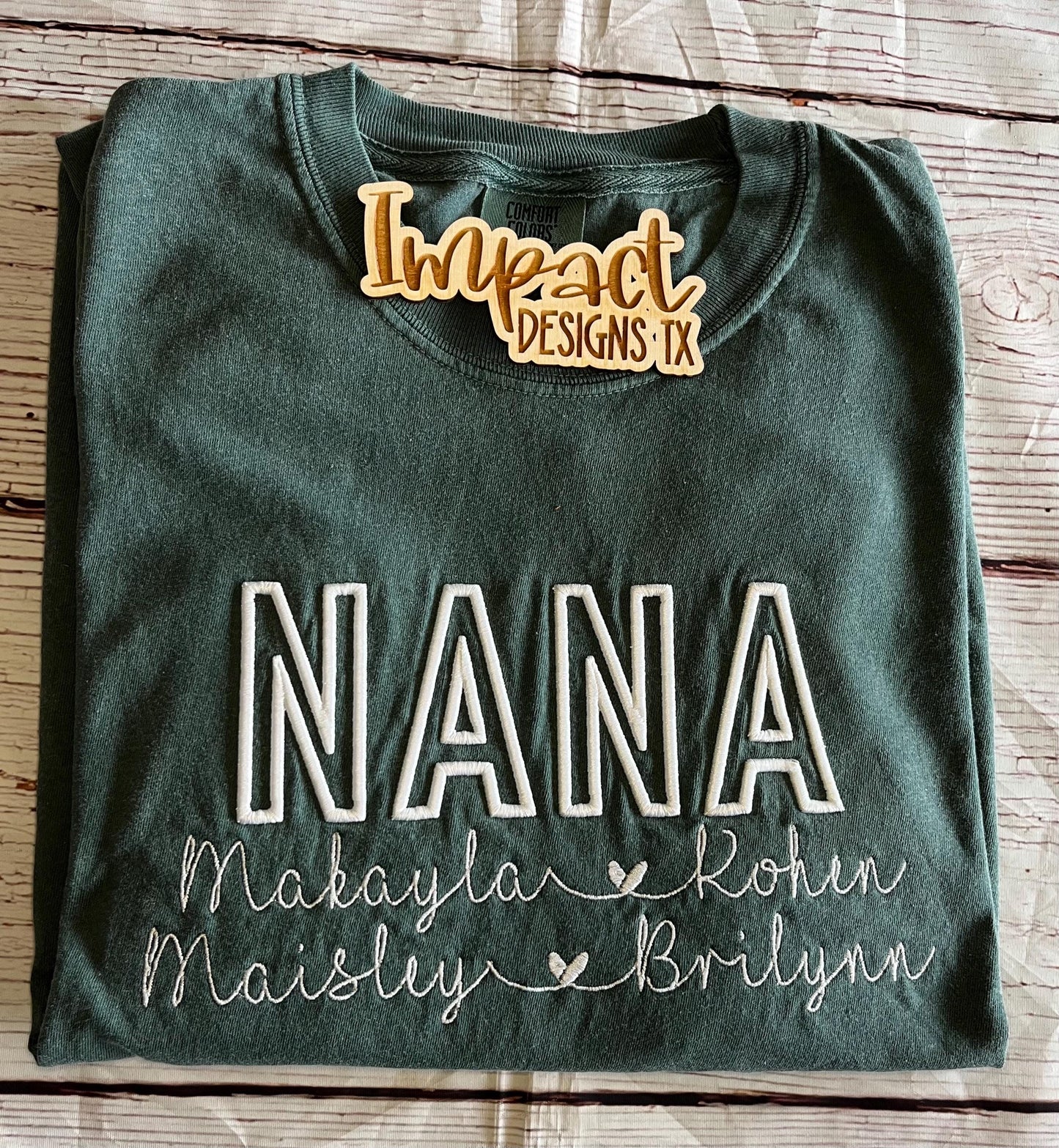 Custom 3D Puff Embroidered Shirt – Mama or Grandma Name Outline Tee